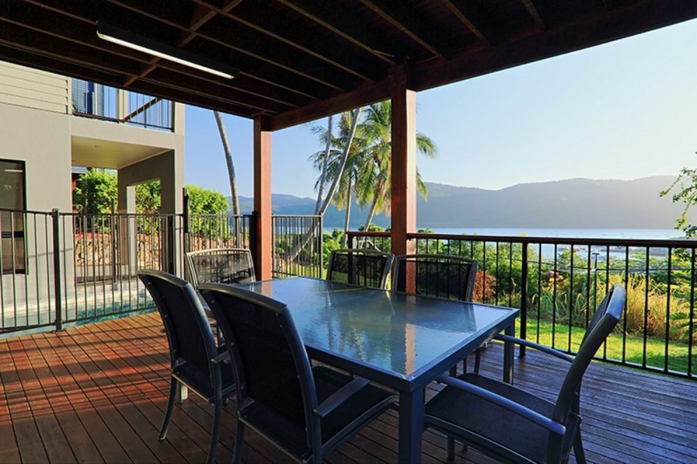 44 Harbour Avenue SHUTE HARBOUR 5