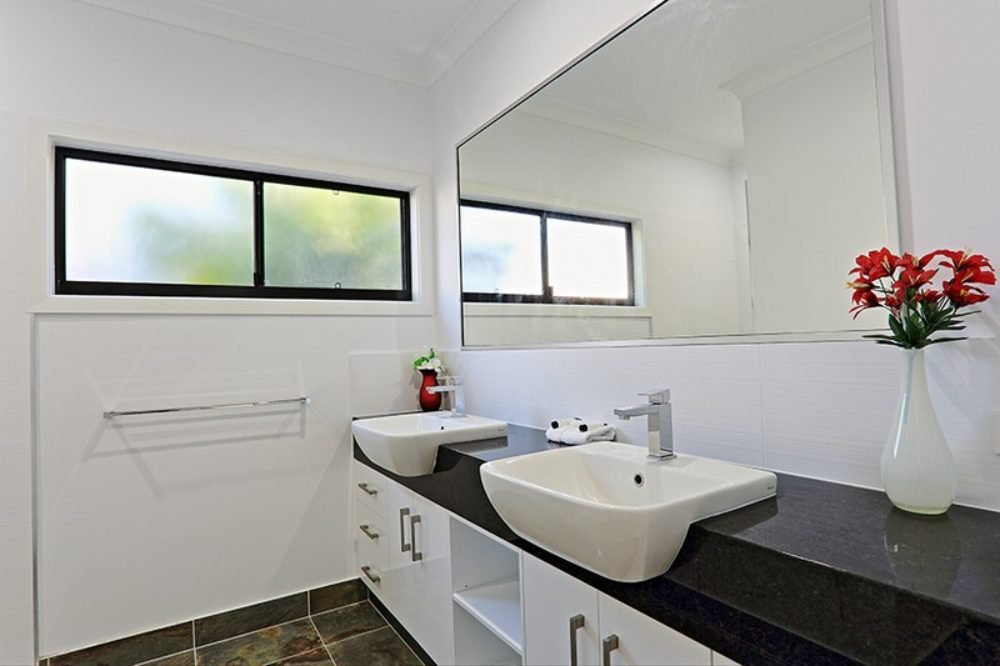 44 Harbour Avenue SHUTE HARBOUR 15