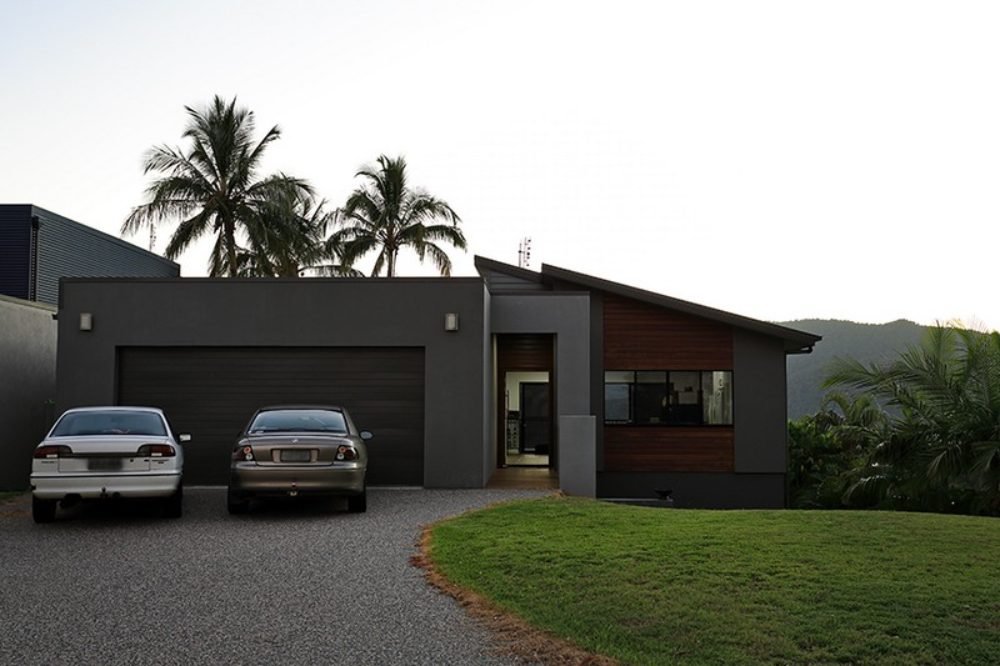 44 Harbour Avenue SHUTE HARBOUR 18