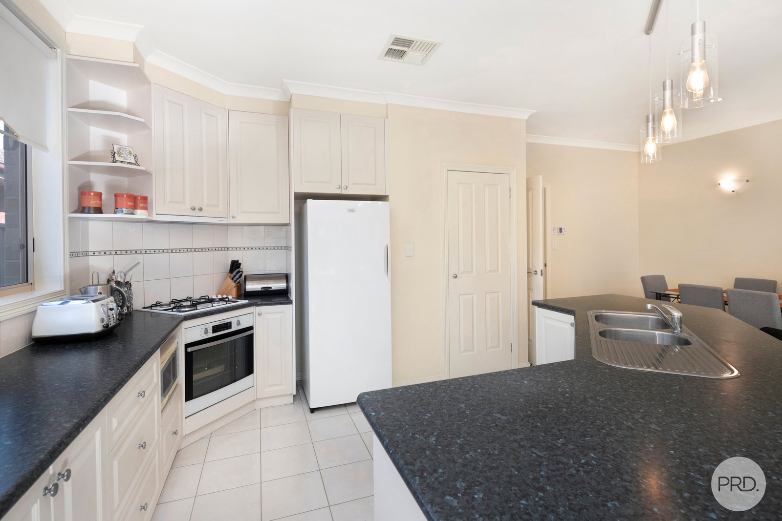 44 Harrier Drive INVERMAY PARK 5