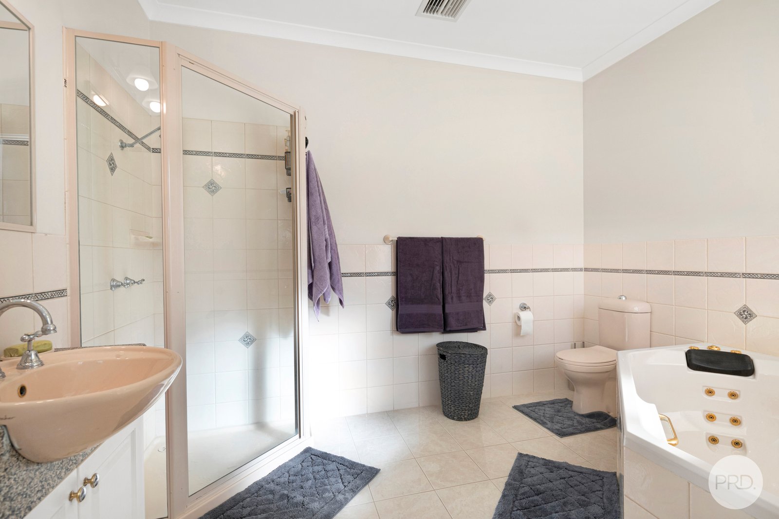 44 Harrier Drive INVERMAY PARK 7