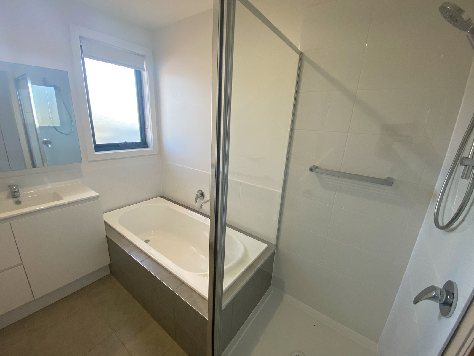 4/4 Haskell Road BRIGHTON 5