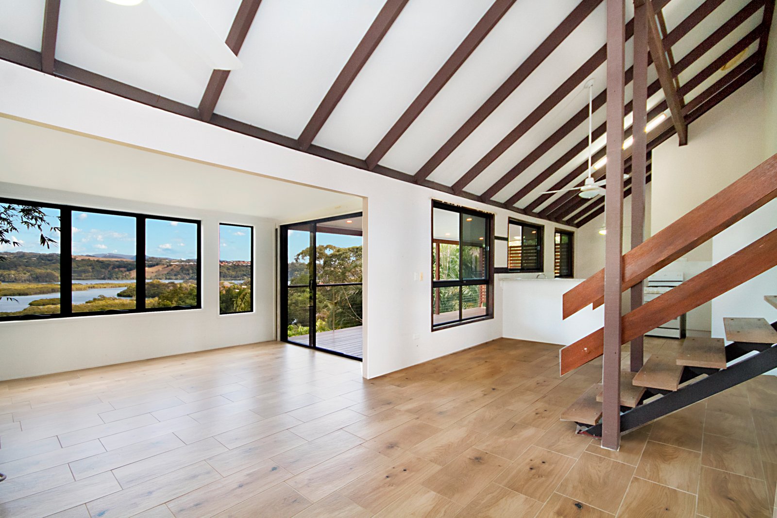 44 Hillcrest Avenue TWEED HEADS SOUTH 3