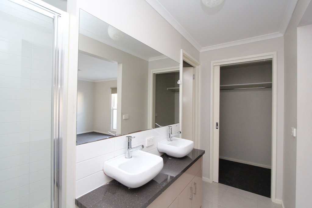 44 Hopetoun Street BALLARAT EAST 11