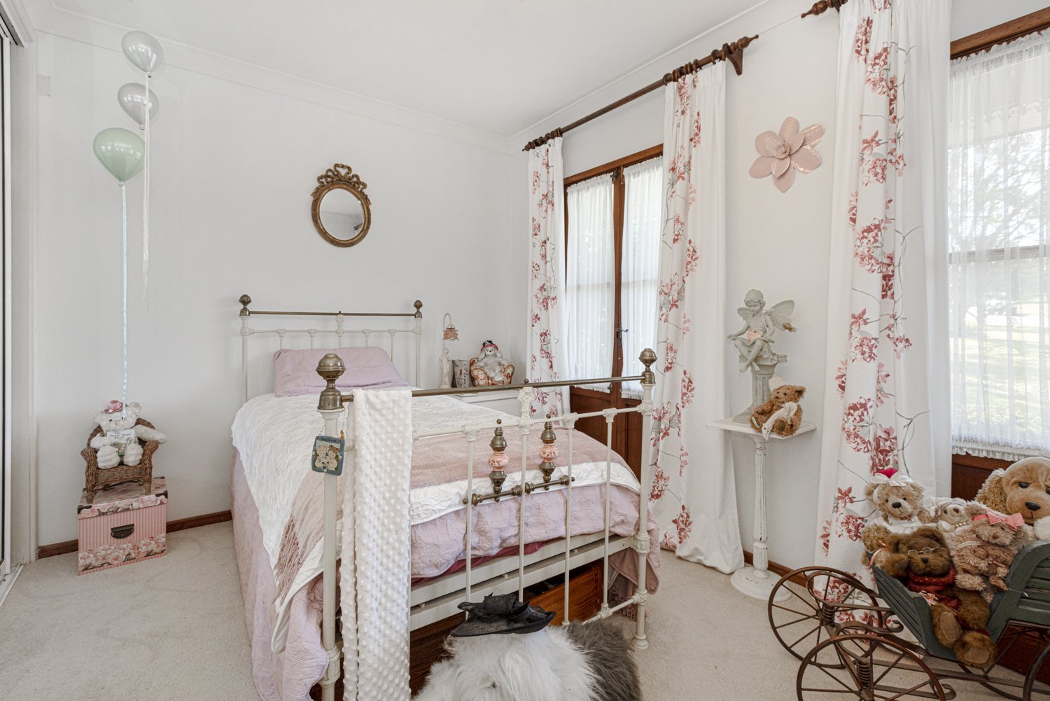 44 Houston Avenue TENAMBIT 16