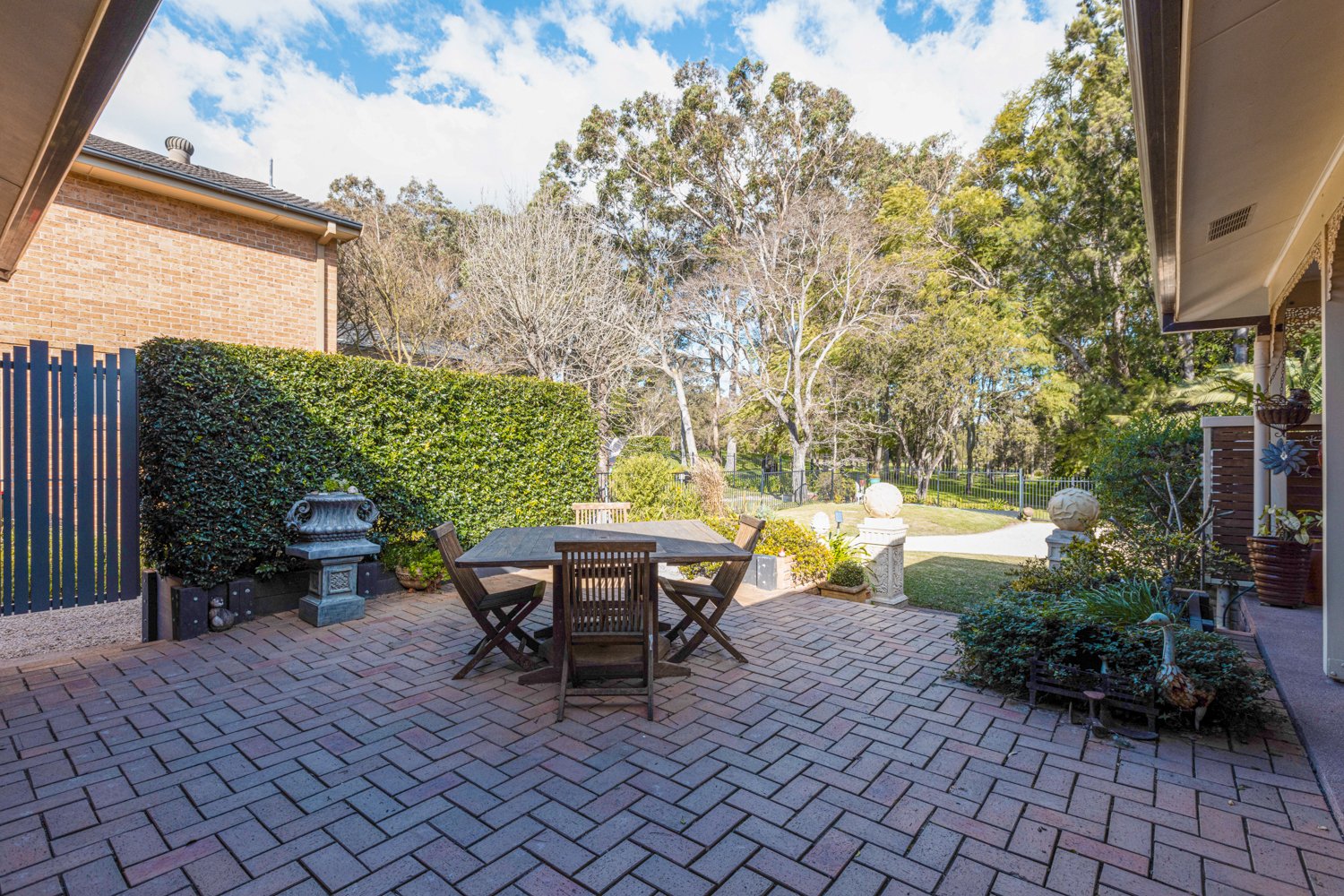 44 Houston Avenue TENAMBIT 21