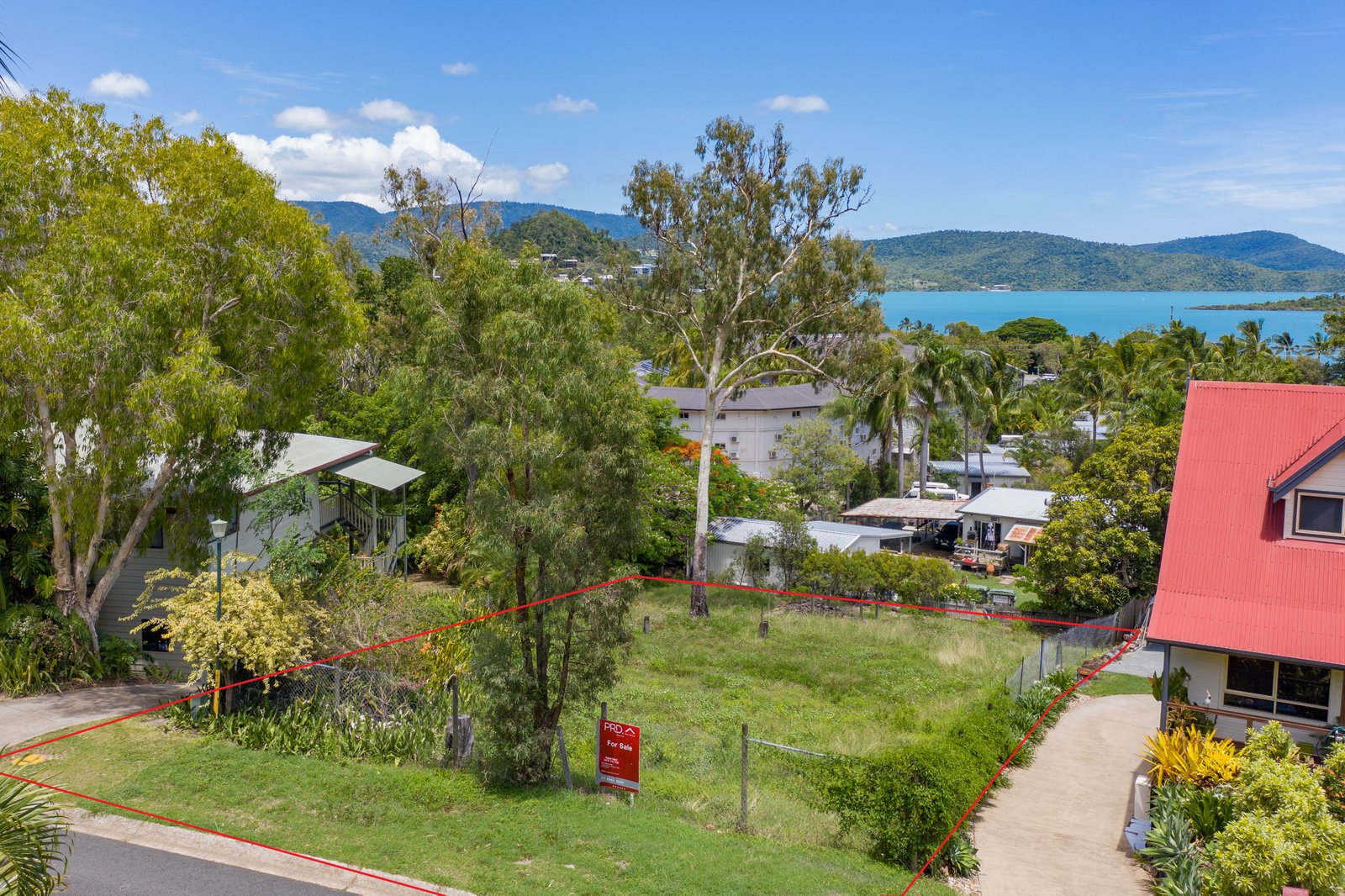 44 Jones Road CANNONVALE 4