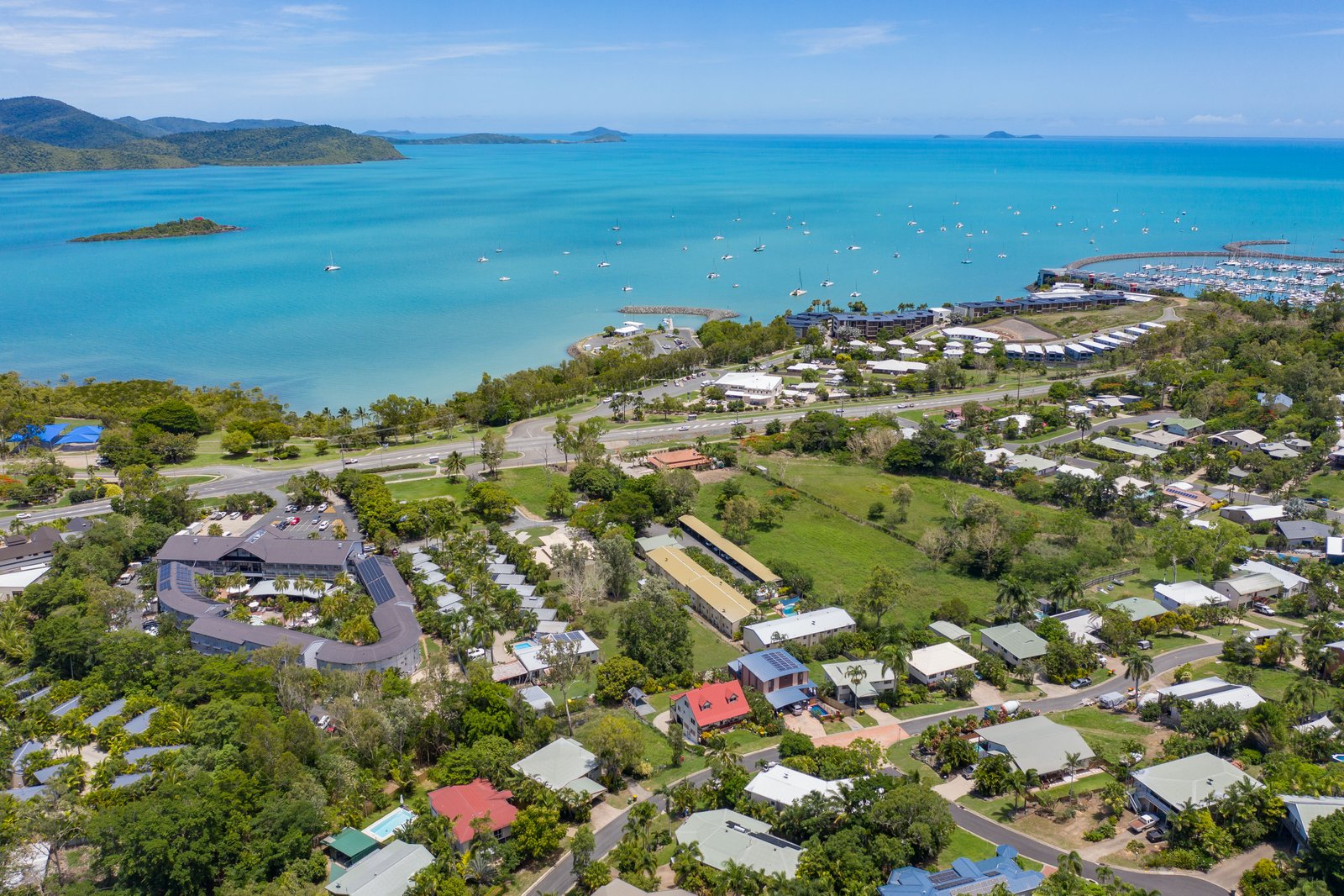 44 Jones Road CANNONVALE 8