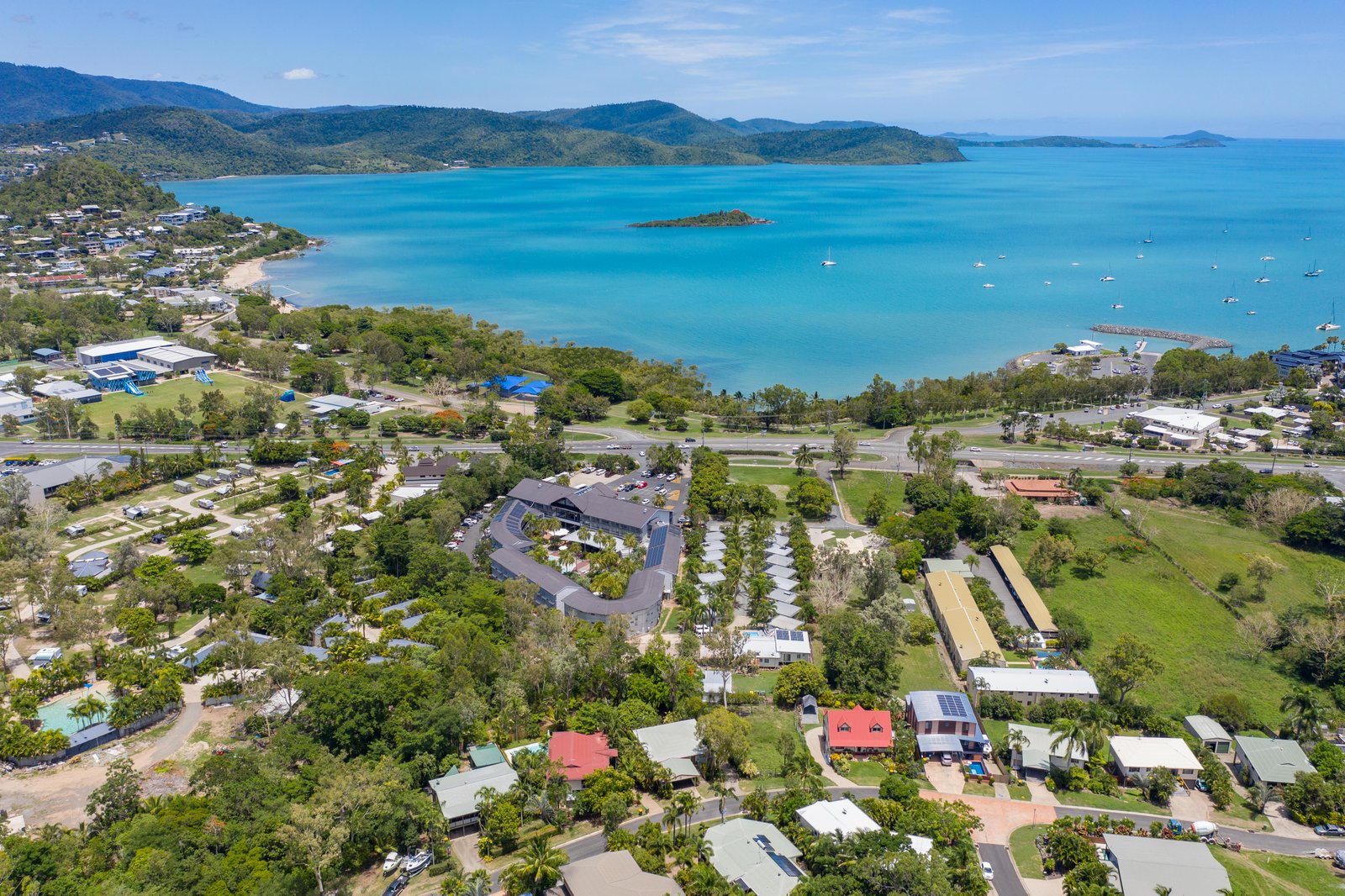 44 Jones Road CANNONVALE 10