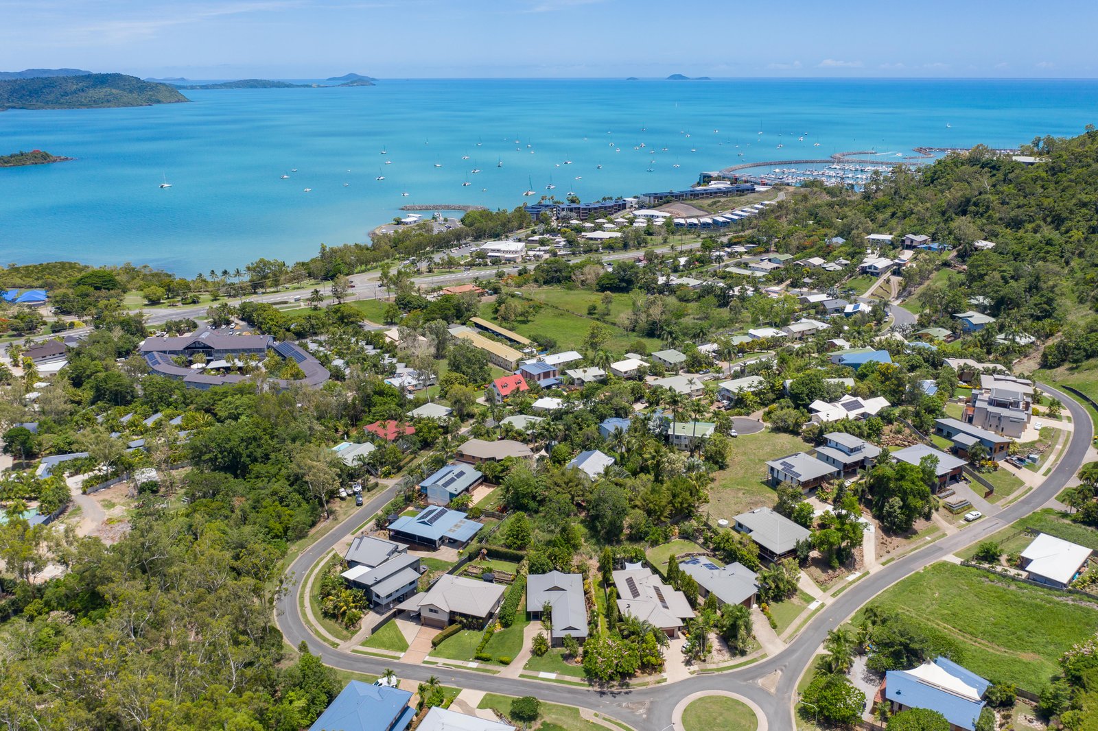 44 Jones Road CANNONVALE 14
