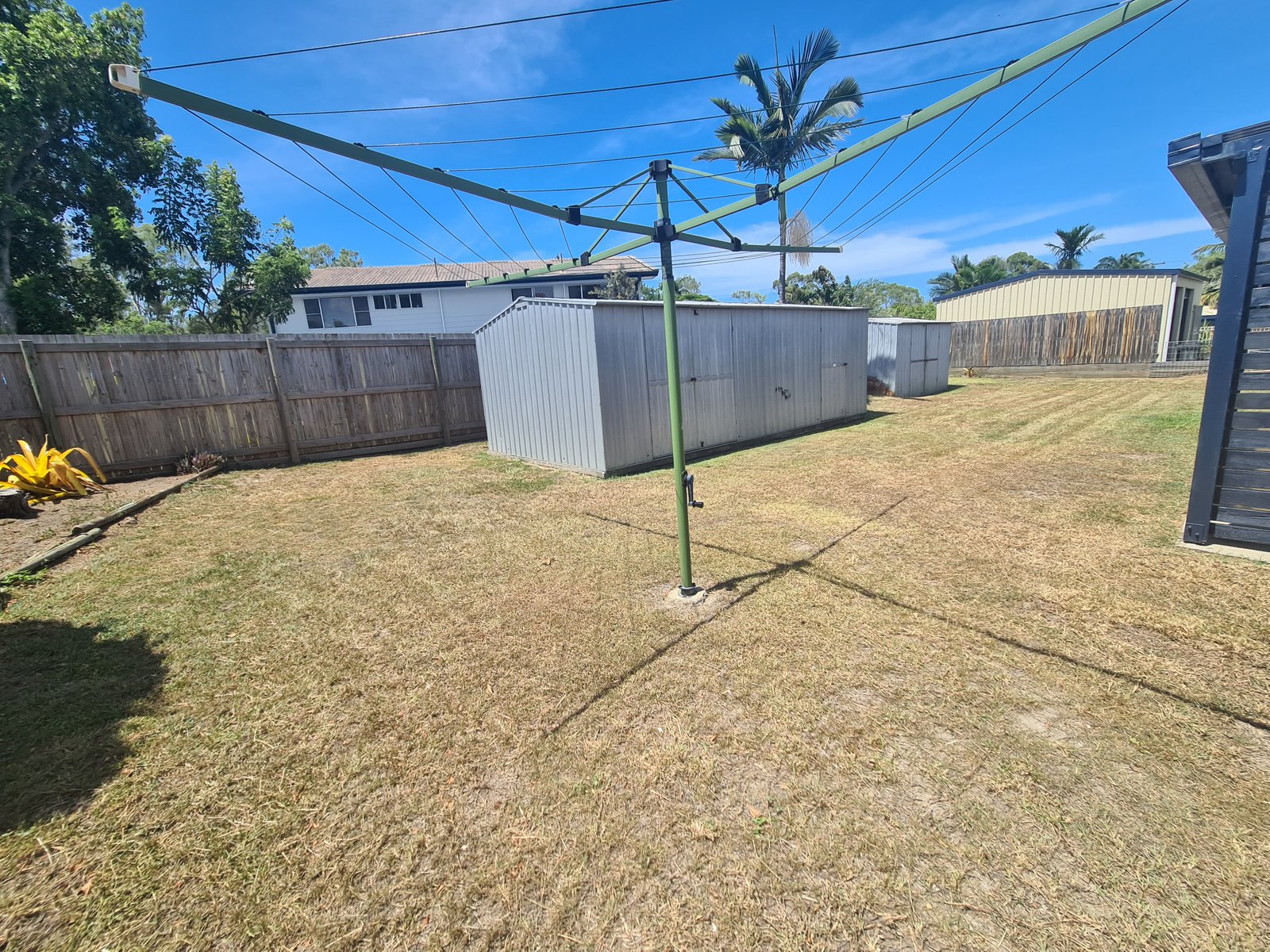 44 KATANDRA Street BOYNE ISLAND 17