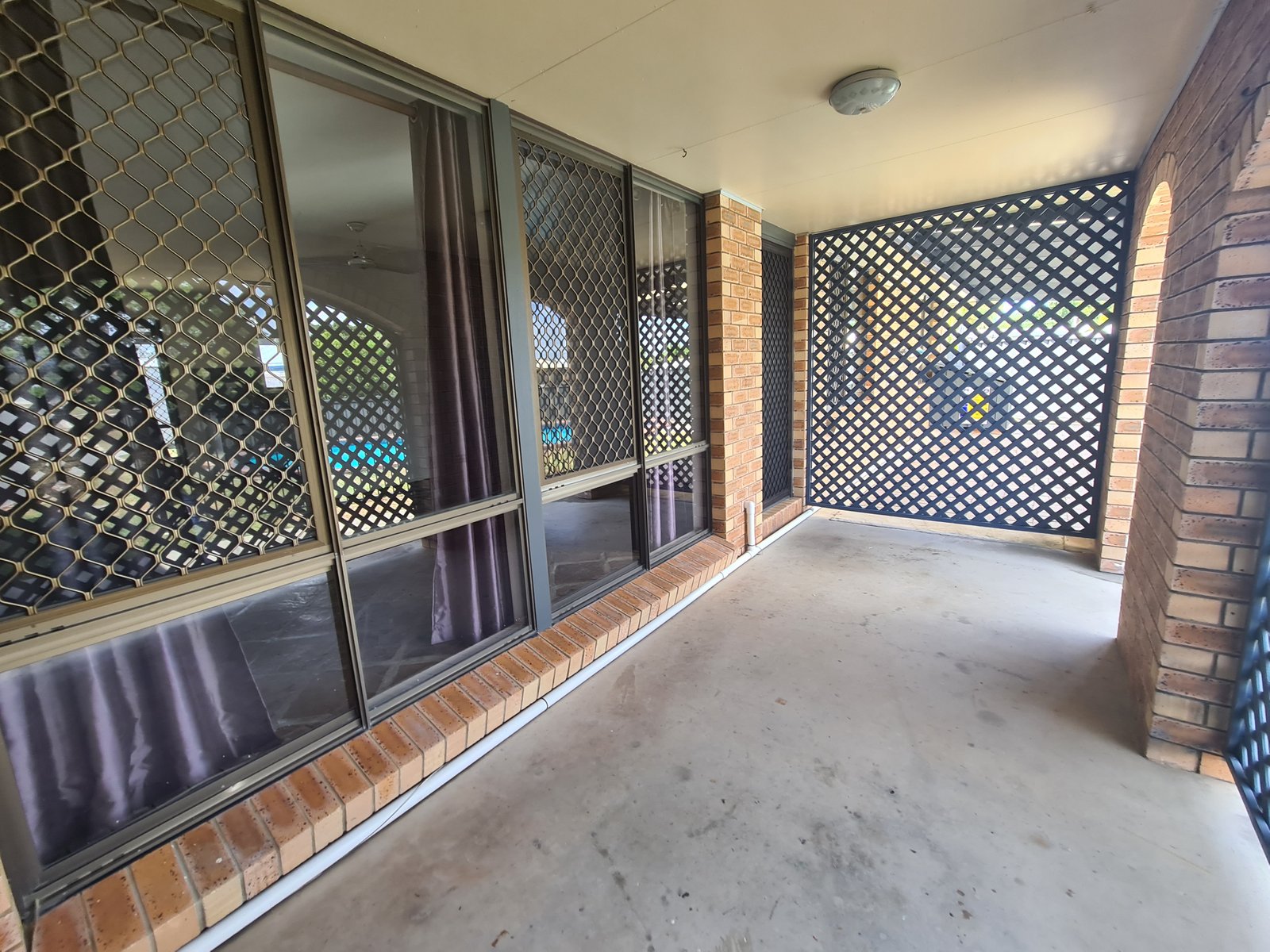 44 KATANDRA Street BOYNE ISLAND 20