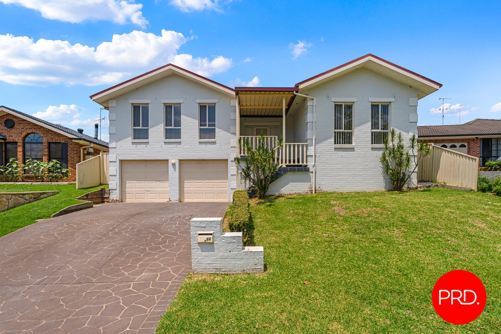 44 Kurrajong Circuit MOUNT ANNAN 1