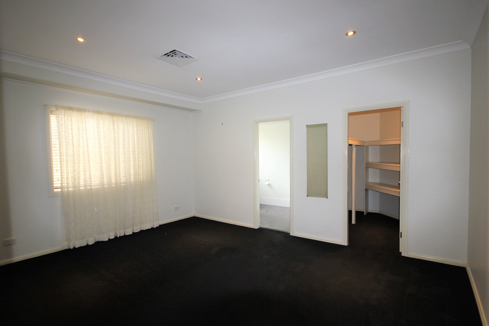 44 Kurrajong Circuit MOUNT ANNAN 11