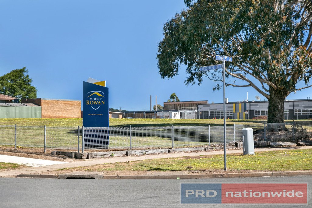 44 Langstaffe Drive WENDOUREE 16