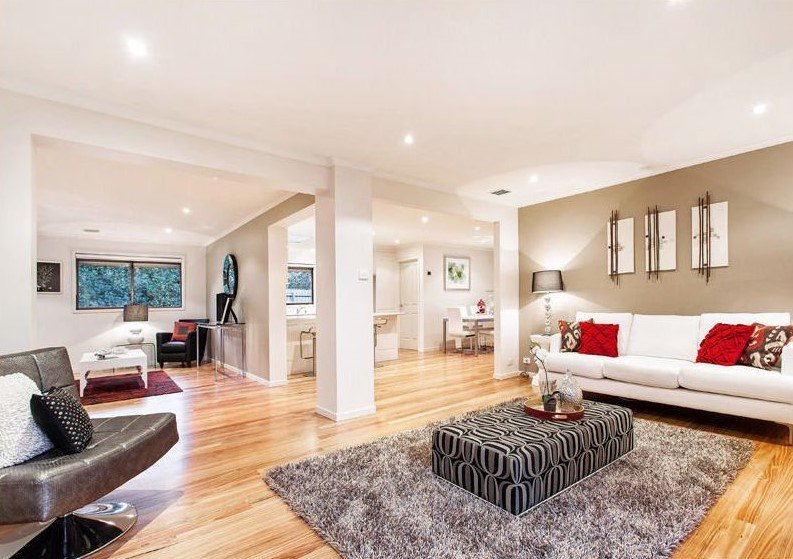 Gallery: 44 Larnook Crescent
