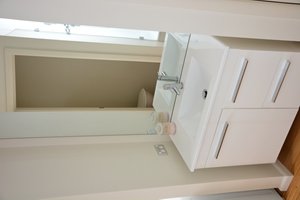 Gallery: 4/4 LATONA