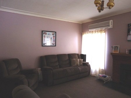 44 Mayday Road BATLOW 8