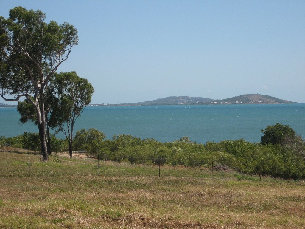 44 McDonald Close BOWEN 3