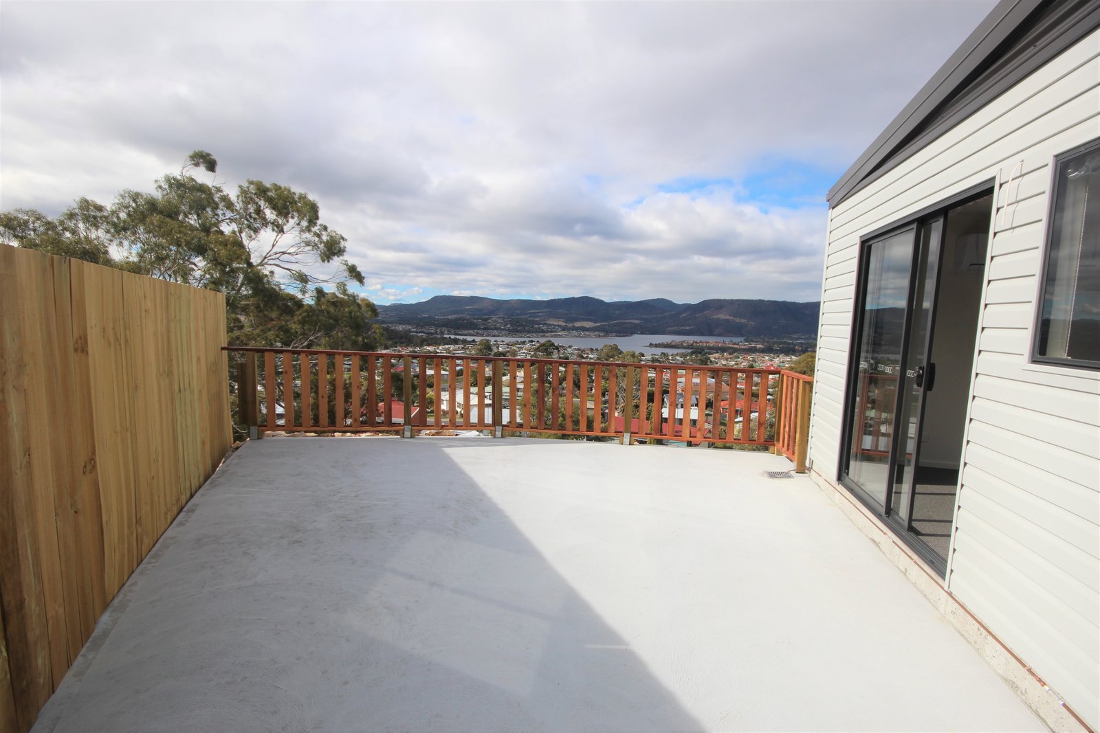 44 McGill Rise CLAREMONT 9