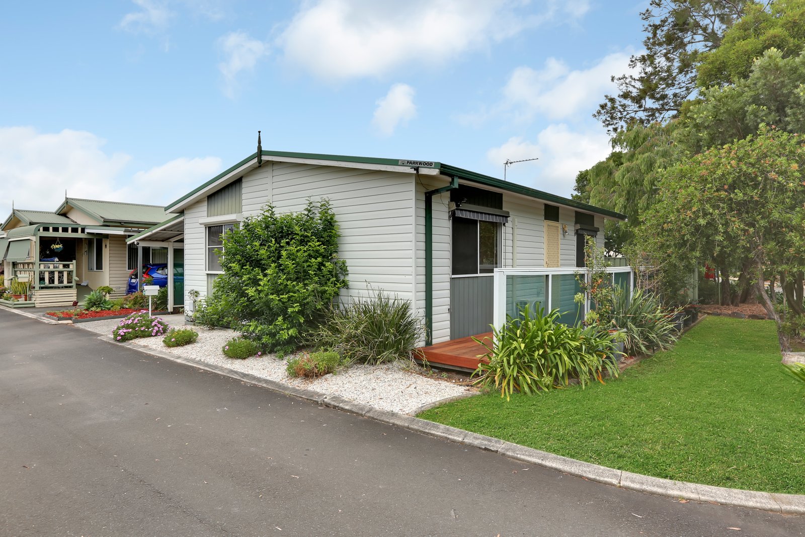 44 Melaleuca Crescent KANAHOOKA 1