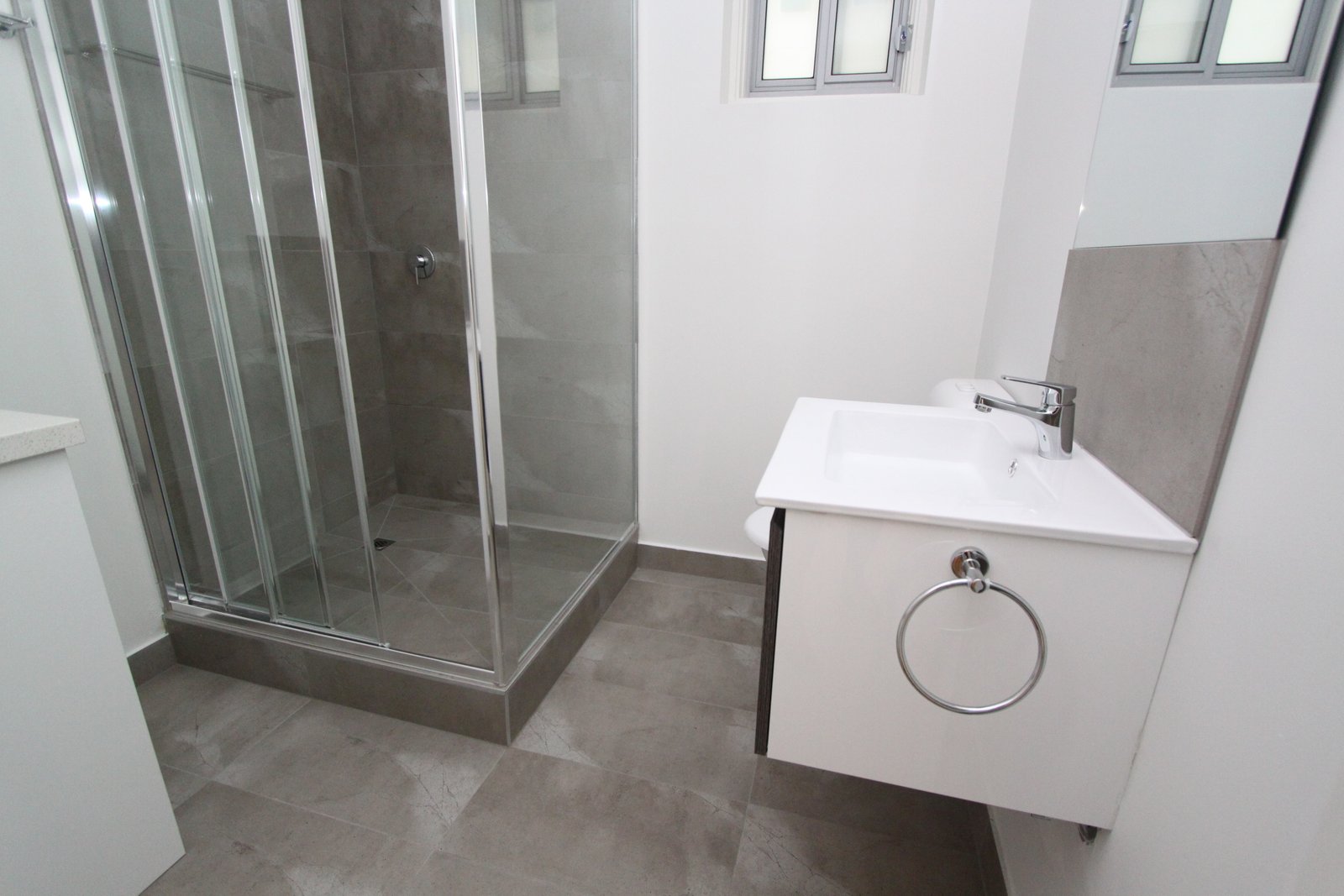 Real Estate and Property in 4/4 Melbourne Street, Murrumbeena, VIC