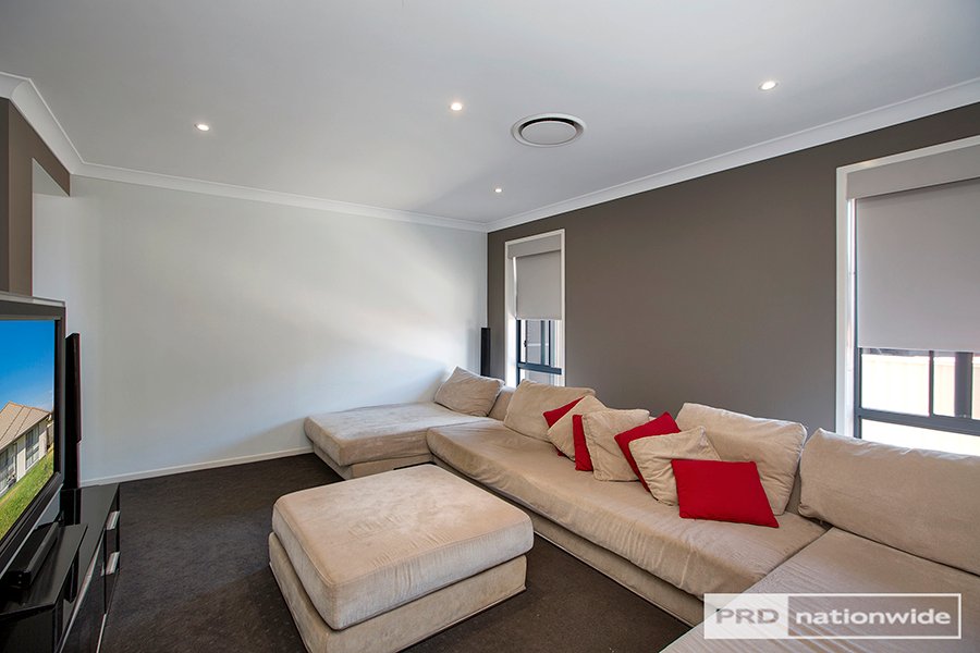 44 Milburn Road TAMWORTH 2