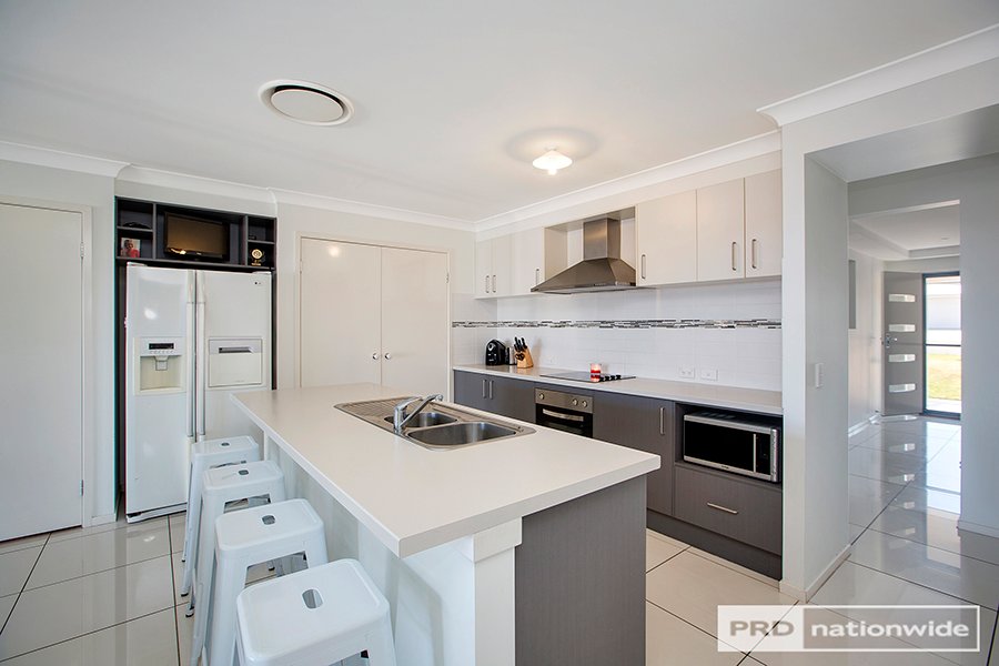 44 Milburn Road TAMWORTH 3