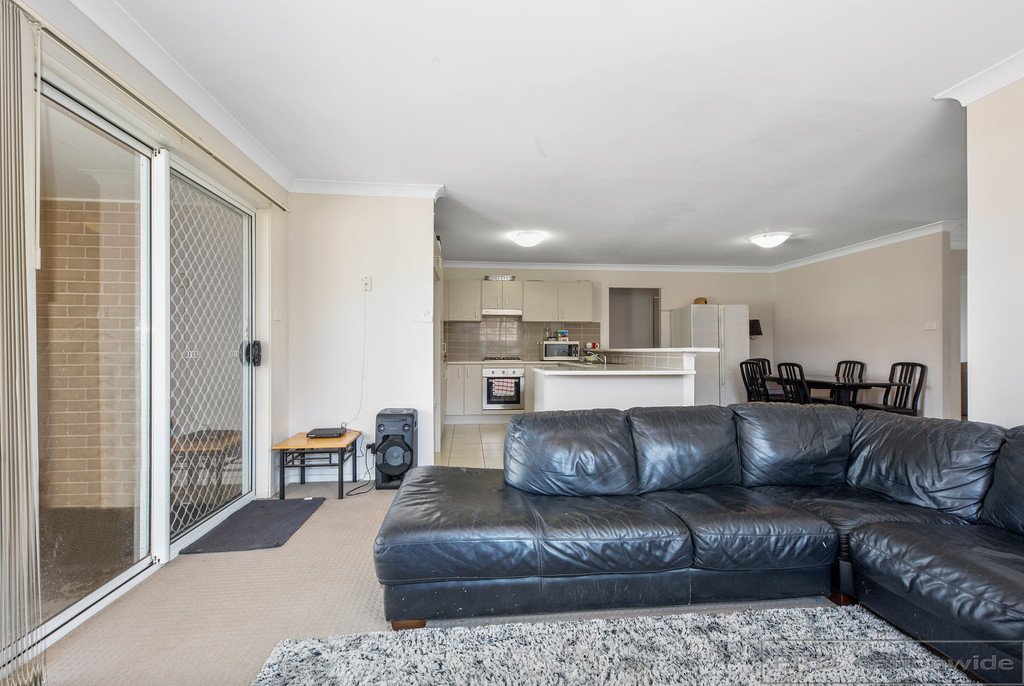 44 Mileham Circuit RUTHERFORD 2
