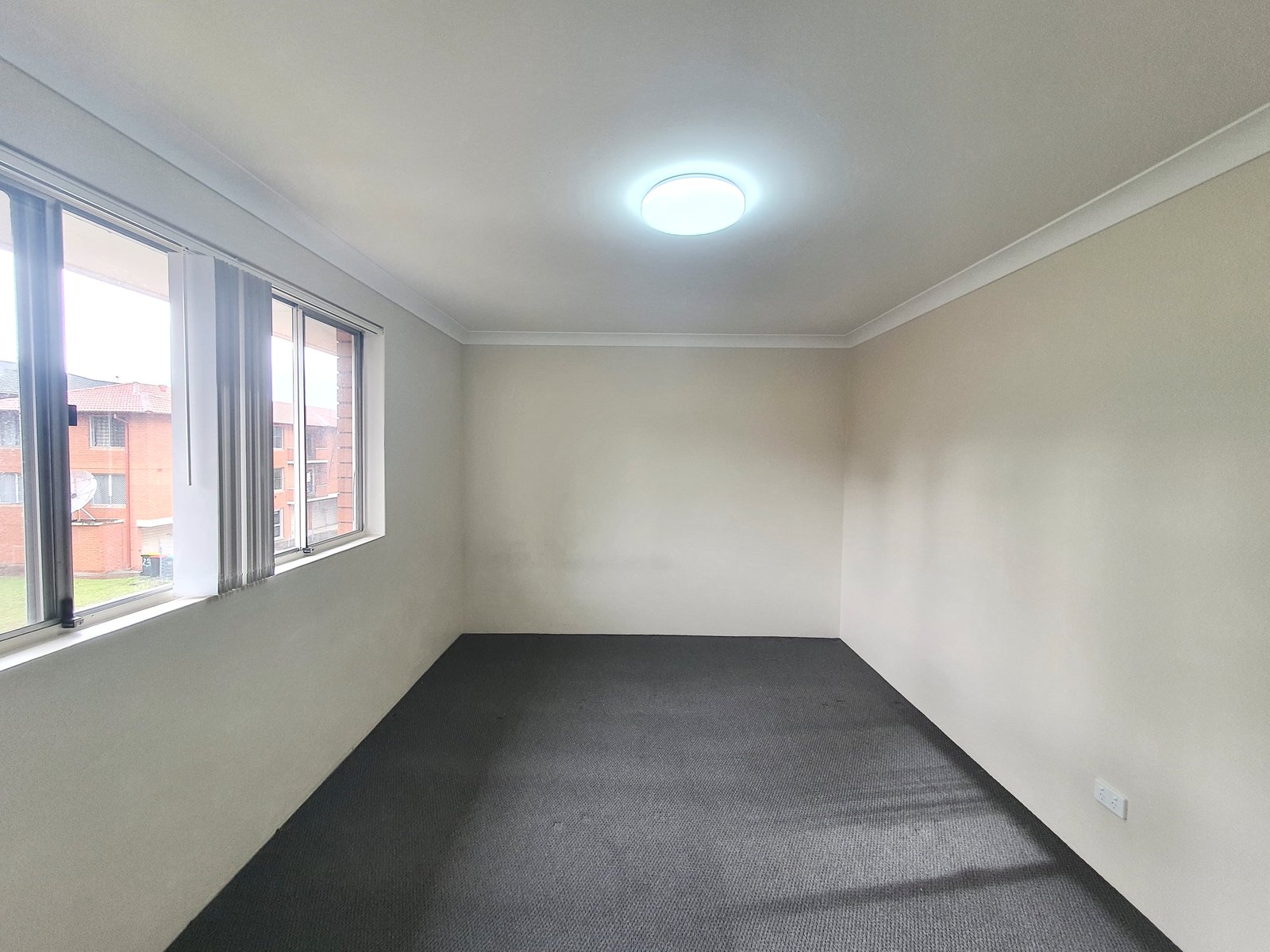 4/4 Olive Street LIVERPOOL 4