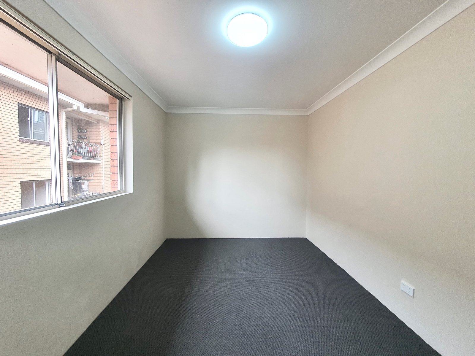 4/4 Olive Street LIVERPOOL 6