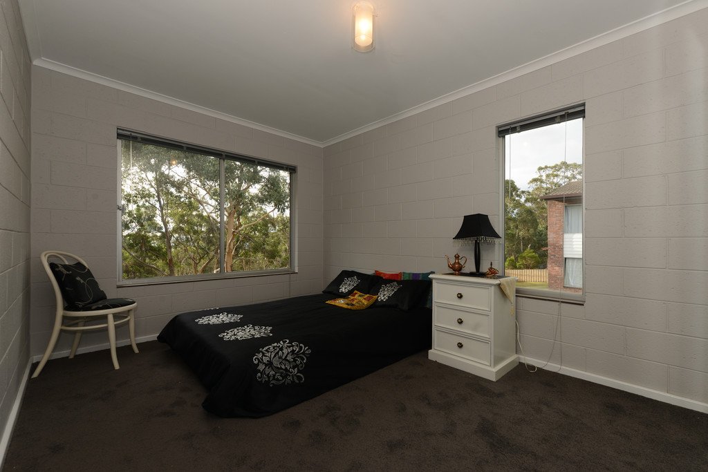 4/4 Onslow Place MOUNT NELSON 8