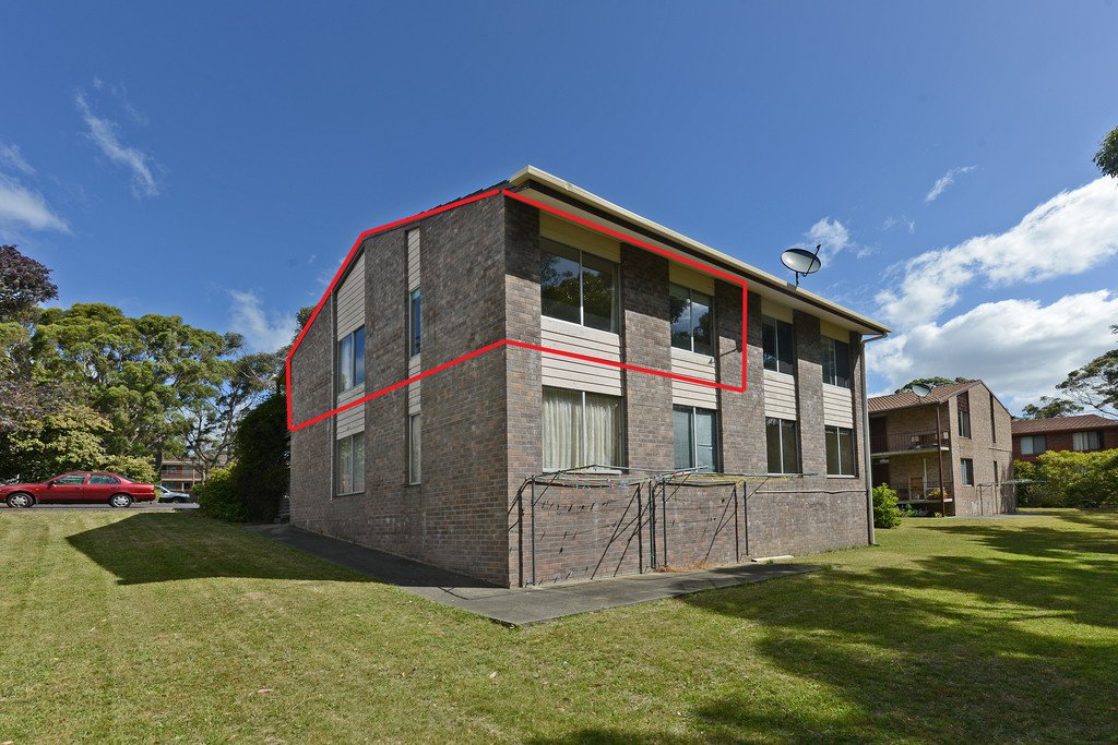 4/4 Onslow Place MOUNT NELSON 14