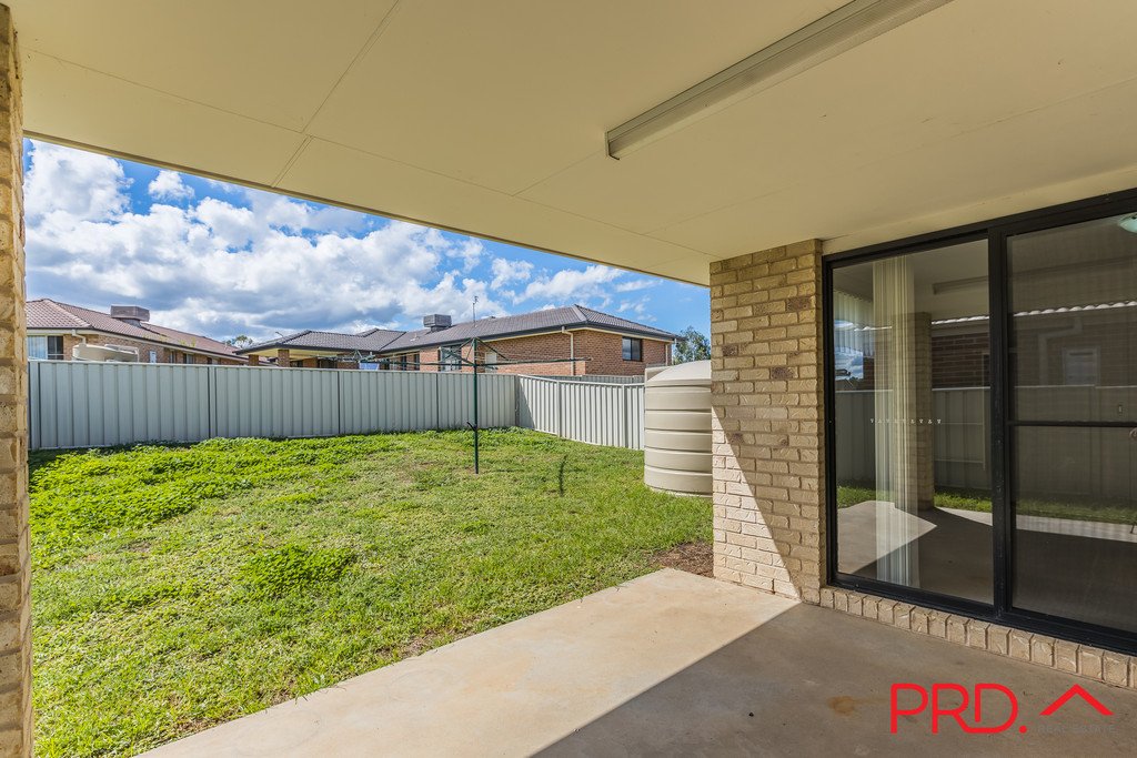 44 Orley Drive TAMWORTH 13