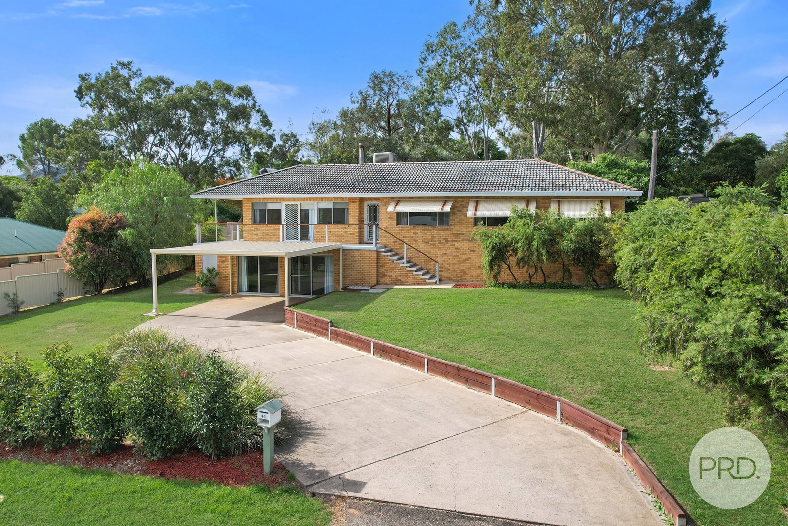 44 Panorama Road TAMWORTH 1