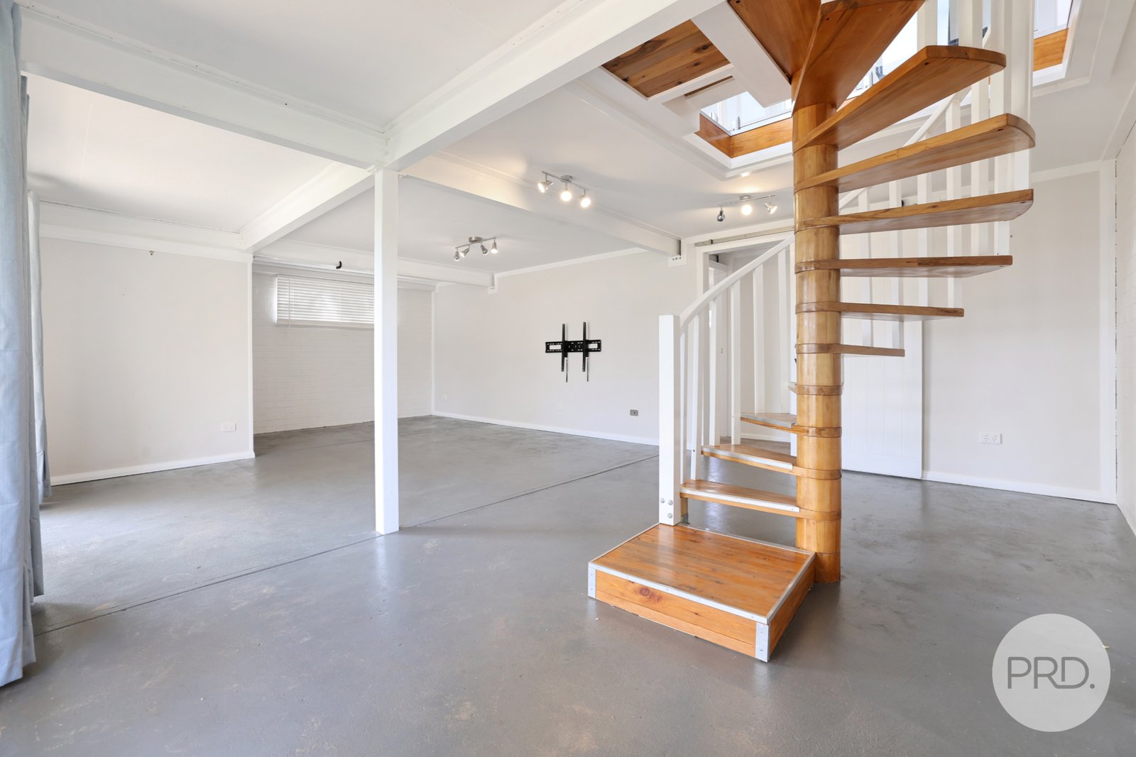 44 Panorama Road TAMWORTH 21