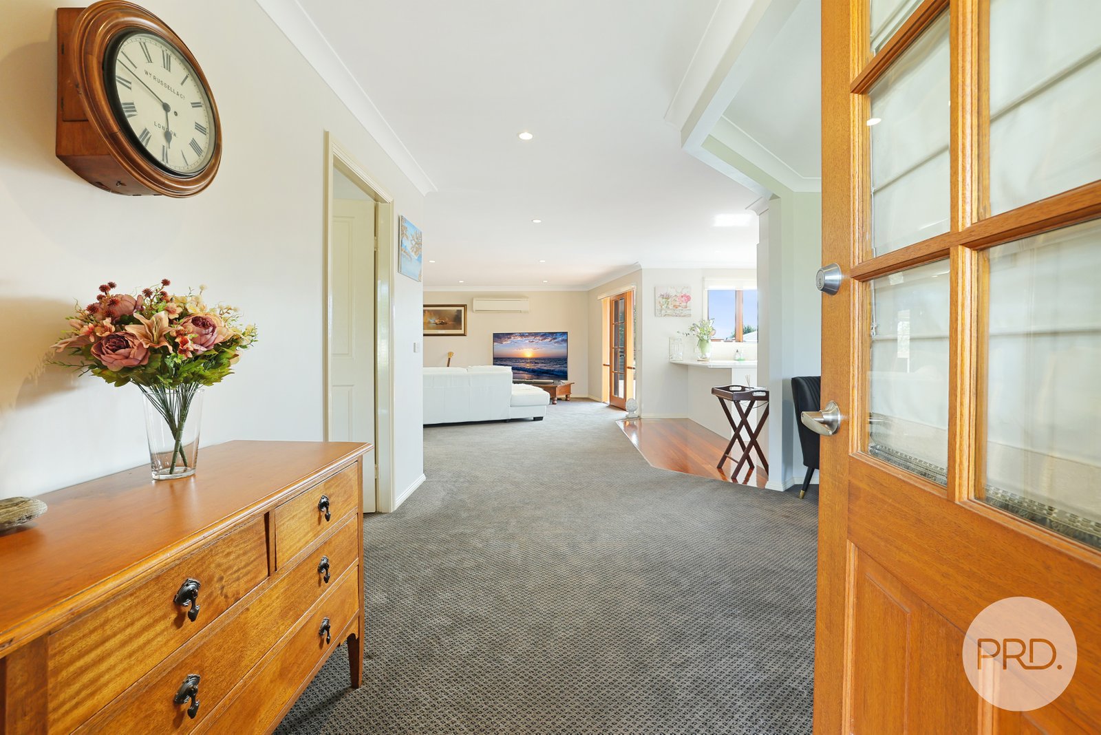 44 Peregrine Avenue TAMWORTH 4