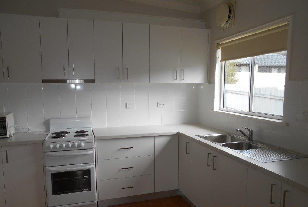 44 Pioneer Street BATLOW 6