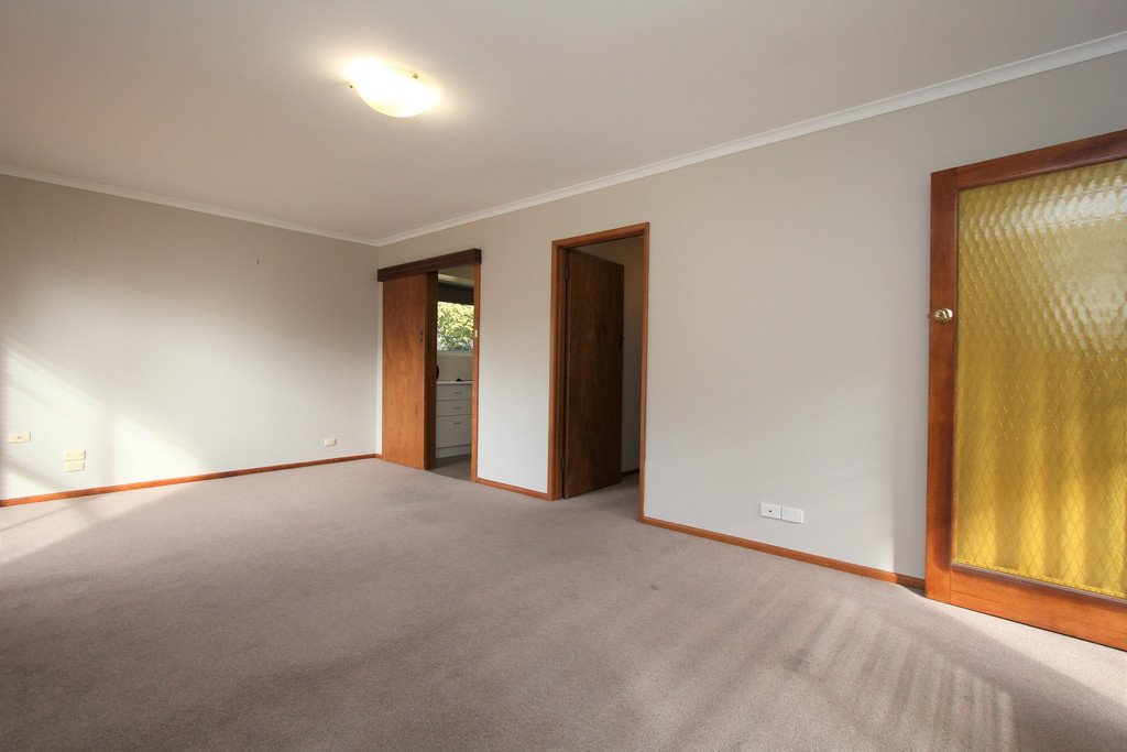 4/4 Pleasant Street South NEWINGTON 4