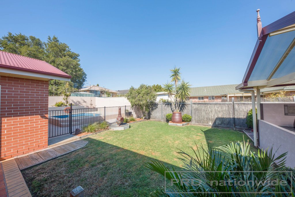 44 Richard Road RUTHERFORD 19