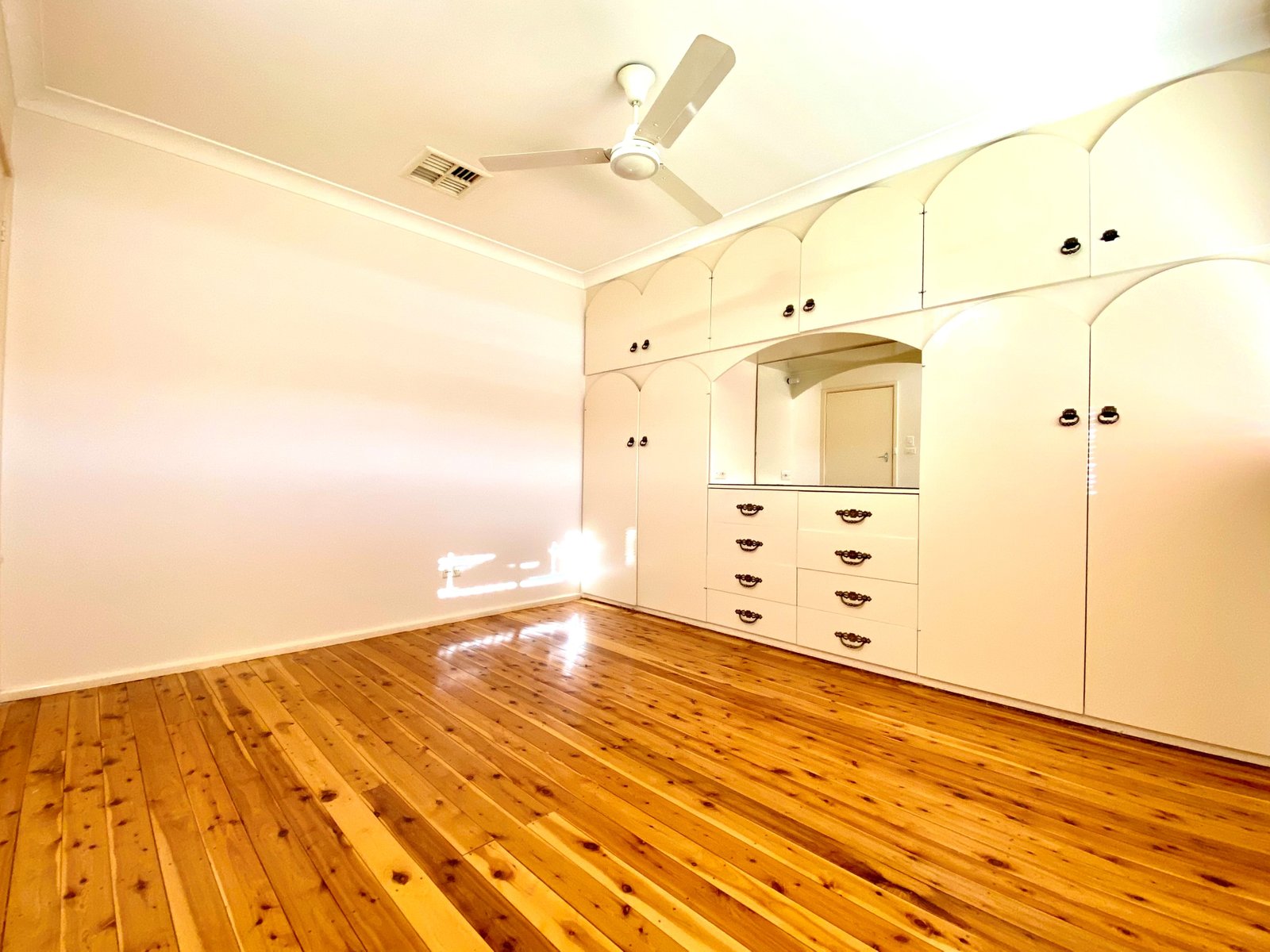 44 Ridge Street TAMWORTH 5