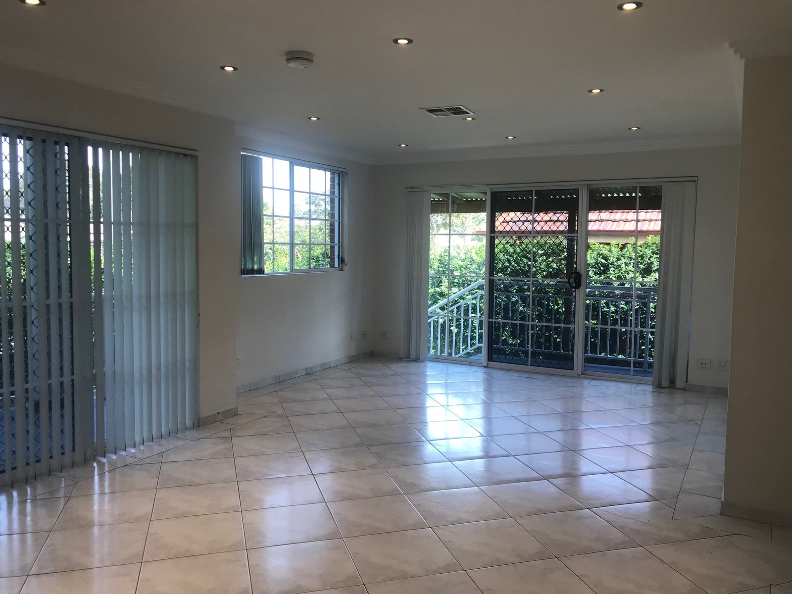 44 Roberts Avenue MORTDALE 2