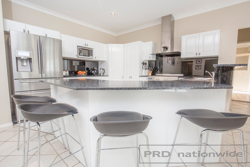 44 Rosebank Dr  WALLALONG 2