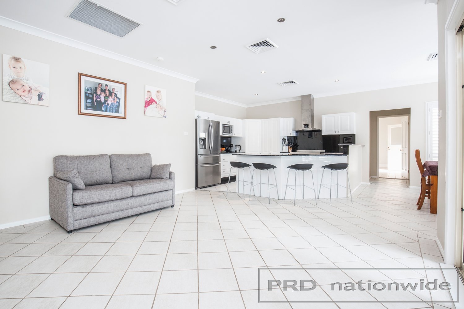 44 Rosebank Dr  WALLALONG 4