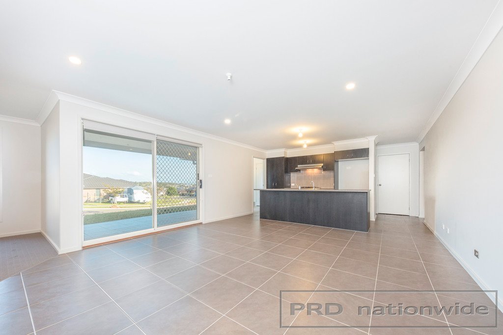 44 Sandpiper Circuit ABERGLASSLYN 4