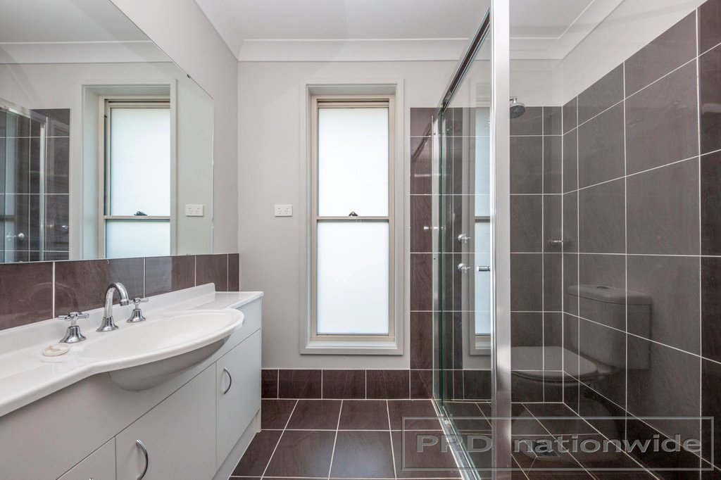 44 Sandpiper Circuit ABERGLASSLYN 6