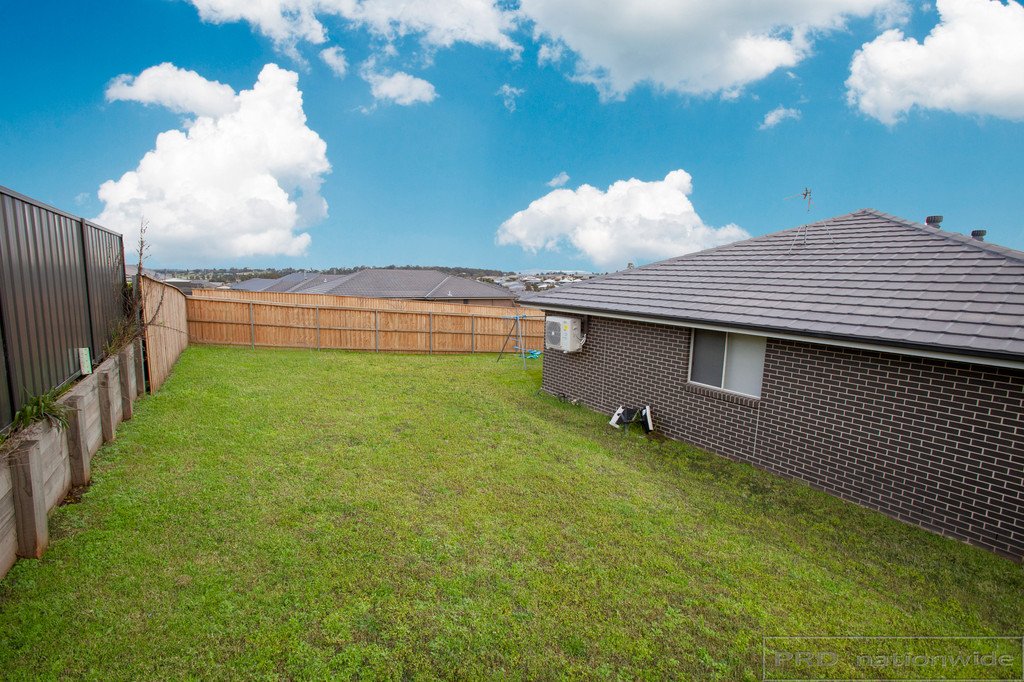 44 Sandpiper Circuit ABERGLASSLYN 14