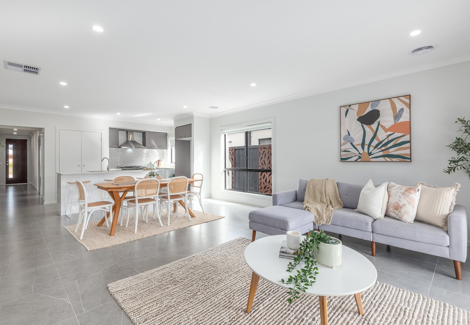 Gallery: 44 Scullin Road
