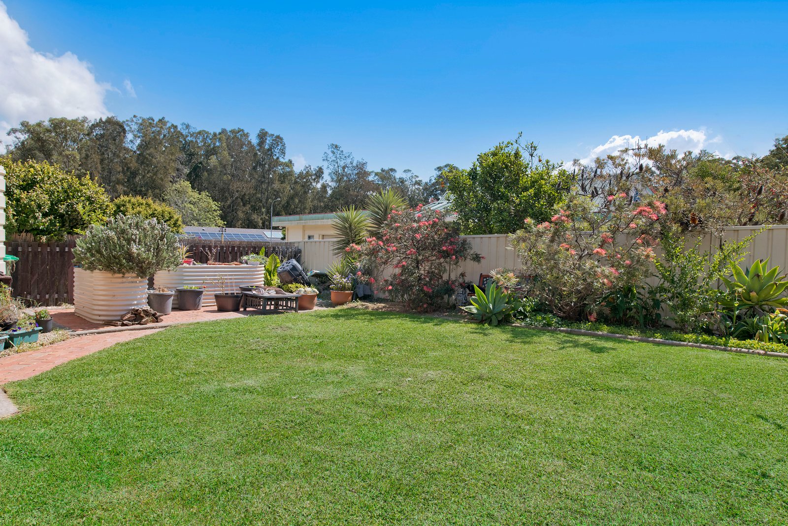 44 Sirius Drive LAKEWOOD 12