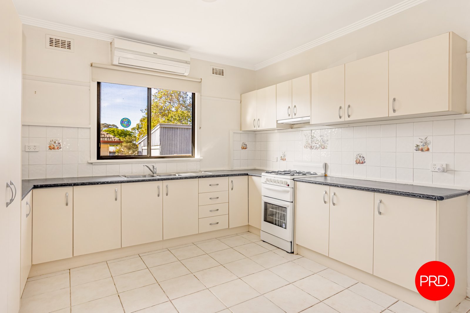 44 Strickland Road EAST BENDIGO 3